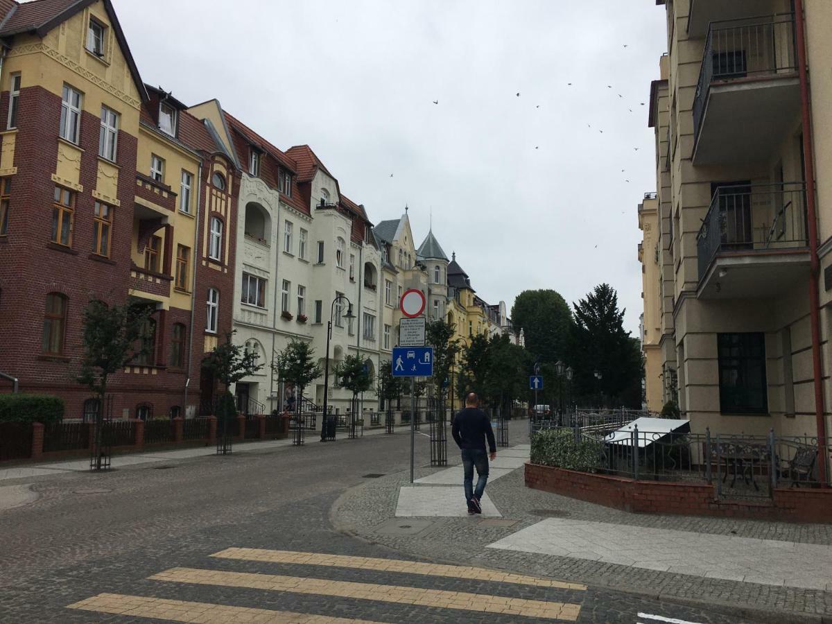 Przedwojenna Kamienica Appartement Świnoujście Buitenkant foto